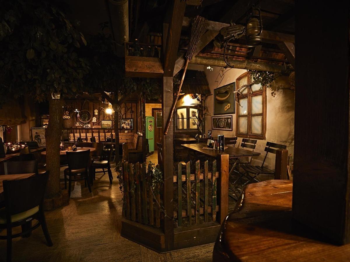 Pension Ruessel-Pub Sangerhausen Extérieur photo