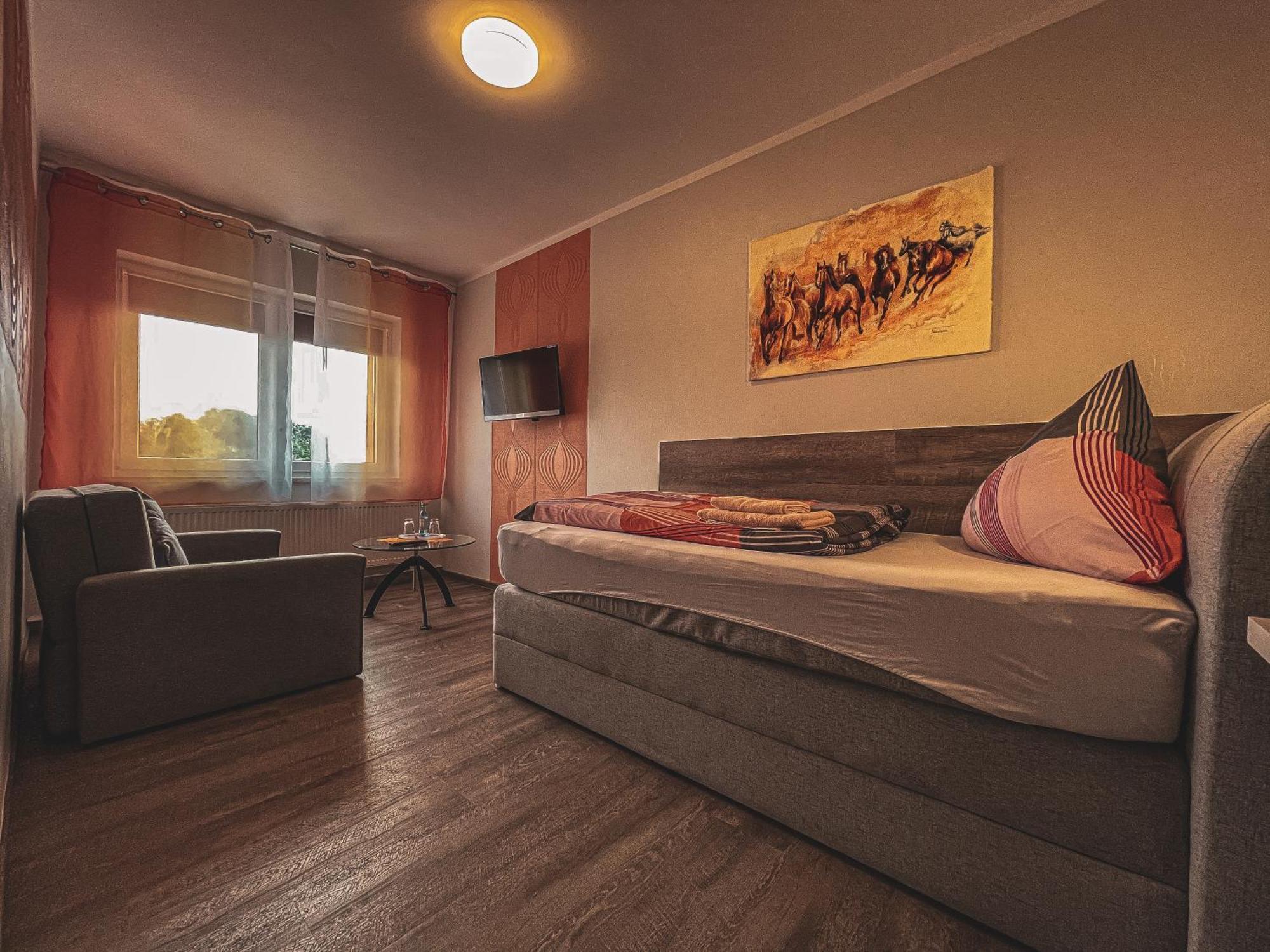 Pension Ruessel-Pub Sangerhausen Chambre photo